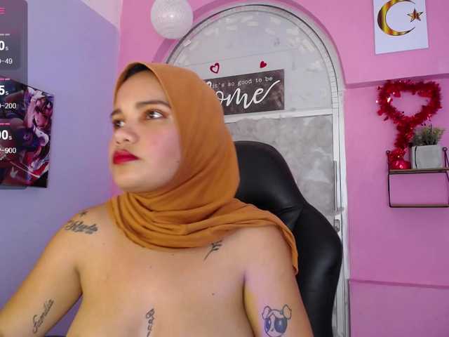 Live sex webcam photo for FalakYasin #282038504