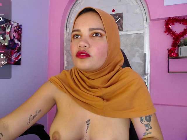 Live sex webcam photo for FalakYasin #282609671