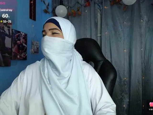 Live sex webcam photo for FalakYasin #290446490