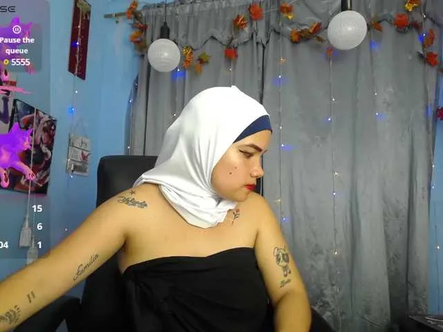 Live sex webcam photo for FalakYasin #290543571