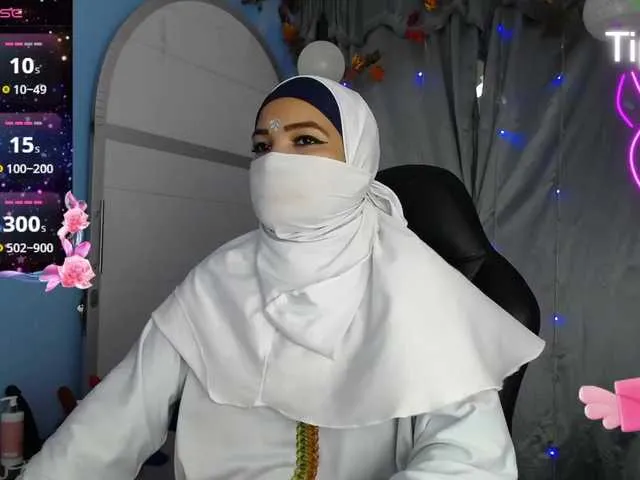 Live sex webcam photo for FalakYasin #290764661
