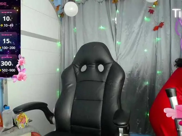 Live sex webcam photo for FalakYasin #290799257