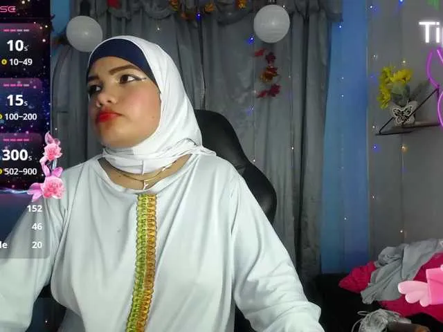Live sex webcam photo for FalakYasin #290829482