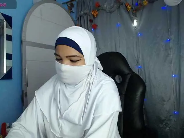 Live sex webcam photo for FalakYasin #290984478