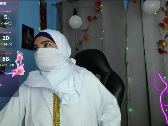 Live sex webcam photo for FalakYasin #291111492