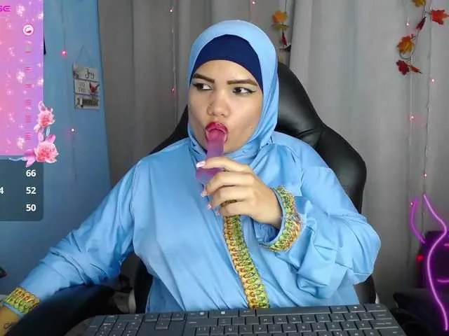 Live sex webcam photo for FalakYasin #291161331