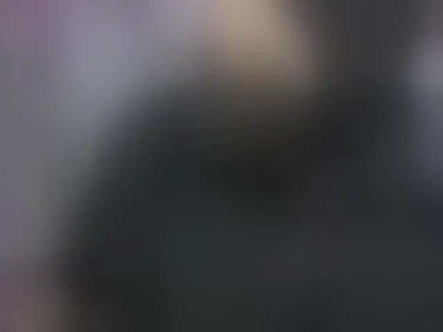 Live sex webcam photo for FalakYasin #293717830