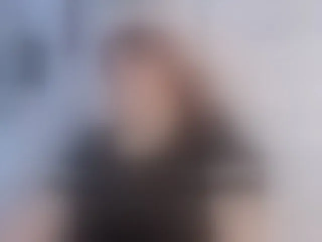 Live sex webcam photo for FalakYasin #293820953