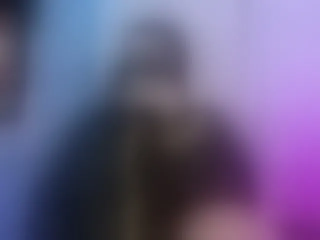 Live sex webcam photo for FalakYasin #294148422