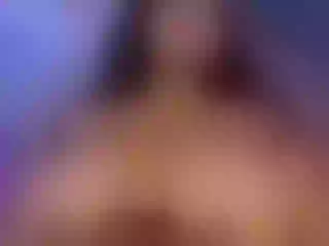 Live sex webcam photo for Fallon-1 #291228615