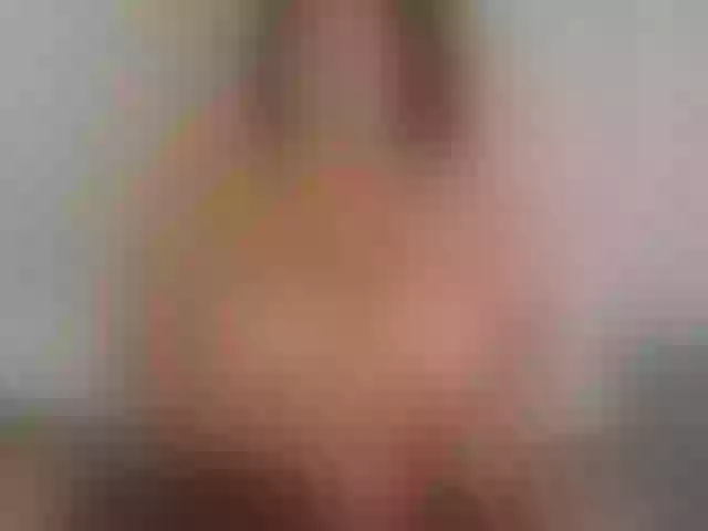 Live sex webcam photo for Fallon-1 #291704021