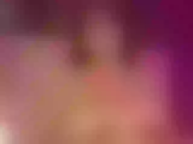 Live sex webcam photo for Fallon-1 #292266672