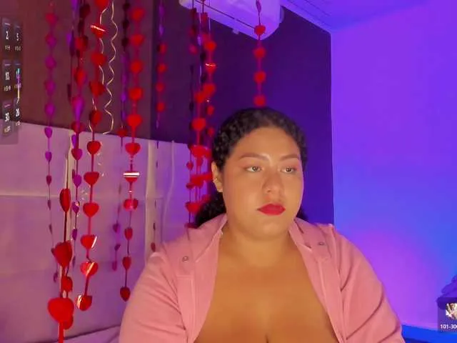 Live sex webcam photo for Fallon-1 #292957979