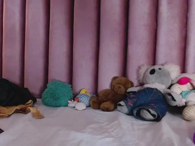 Live sex webcam photo for FaloonSyms #273678288