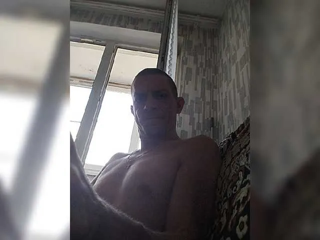 Live sex webcam photo for Falos39 #293930436