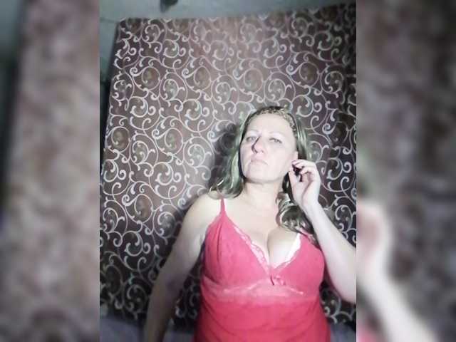 Live sex webcam photo for FameLara #288065483