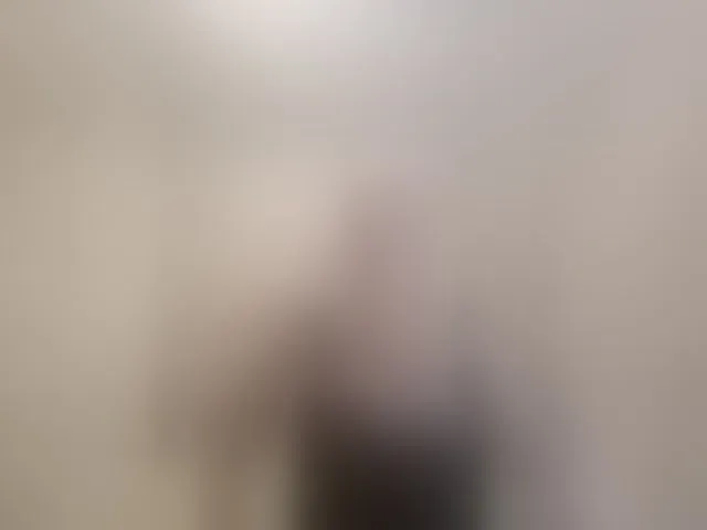 Live sex webcam photo for FameLara #293946423