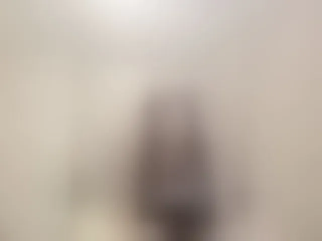 Live sex webcam photo for FameLara #294002559