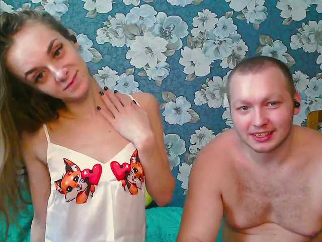 Live sex webcam photo for Familysweet #272215645