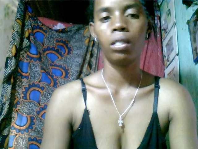 Live sex webcam photo for Fanihsexy #292095421