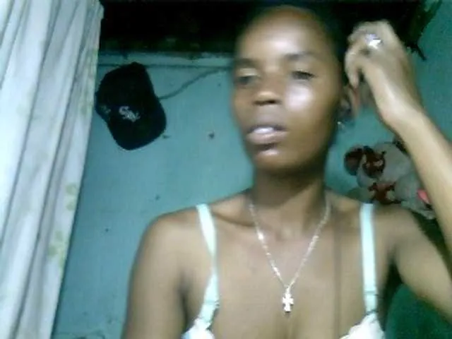 Live sex webcam photo for Fanihsexy #292409648