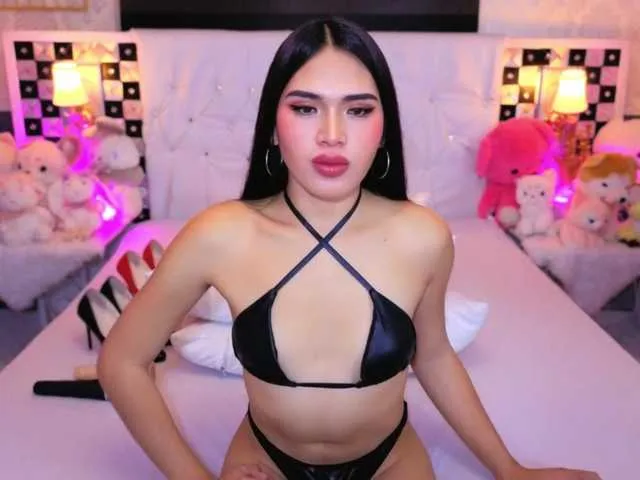 Live sex webcam photo for FantasiaBlooms #293187742