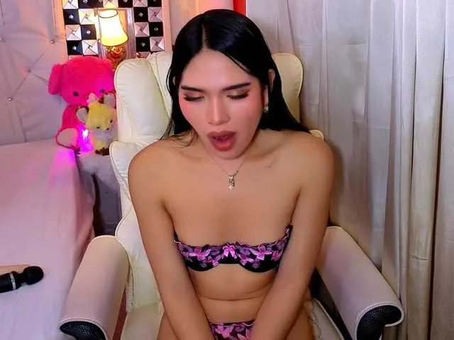 Live sex webcam photo for FantasiaBlooms #293625500