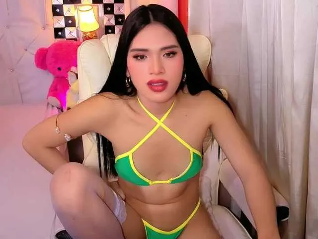 Live sex webcam photo for FantasiaBlooms #293717409