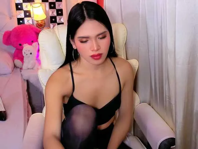 Live sex webcam photo for FantasiaBlooms #293737954