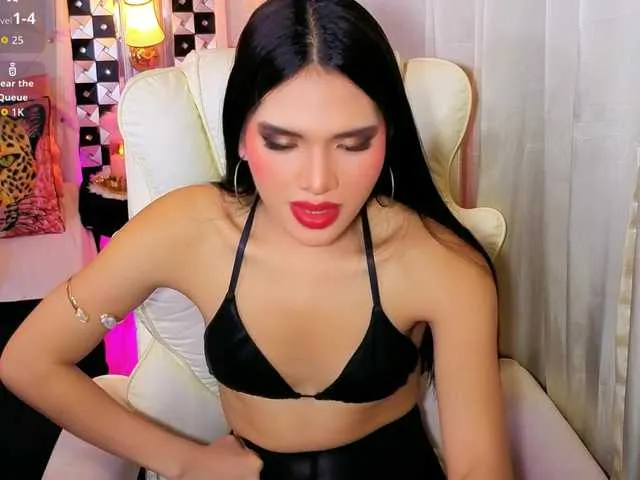 Live sex webcam photo for FantasiaBlooms #293785624