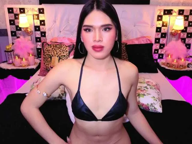 Live sex webcam photo for FantasiaBlooms #293792367