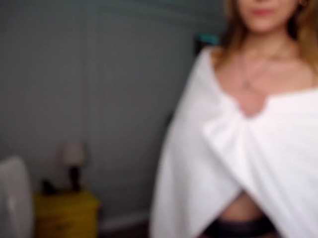 Live sex webcam photo for FantasyFlight #273993611