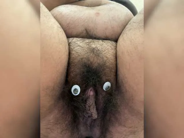 Live sex webcam photo for Fari1206 #291677771