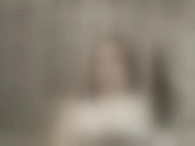 Live sex webcam photo for FeezkaYulia #293072977