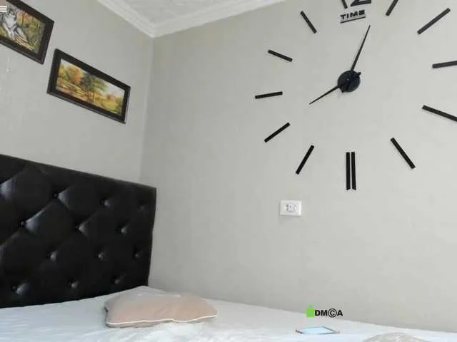 Live sex webcam photo for Fejlove #271956499