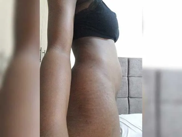 Live sex webcam photo for FelistaKeneddy #277405237