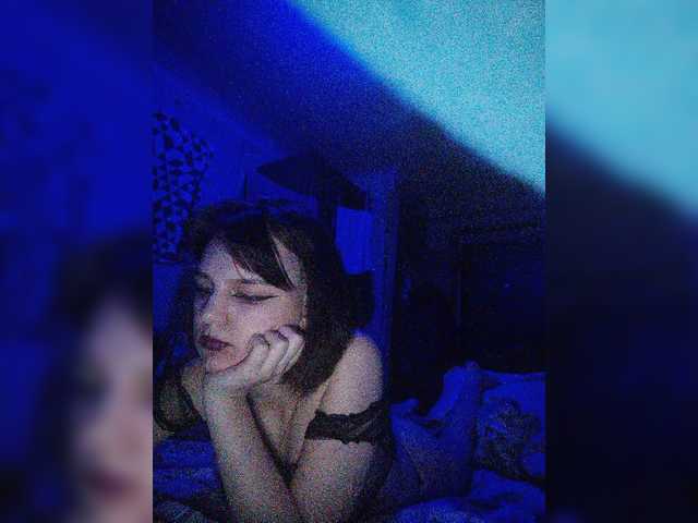 Live sex webcam photo for Felix1914 #272404601