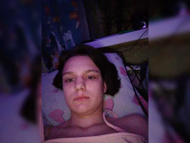 Live sex webcam photo for Felix1914 #272760671