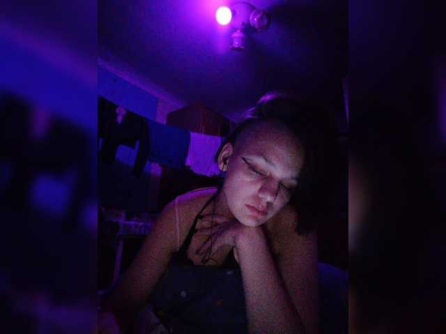 Live sex webcam photo for Felix1914 #272882239