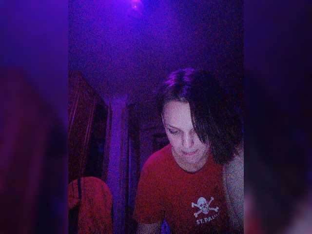 Live sex webcam photo for Felix1914 #273122768