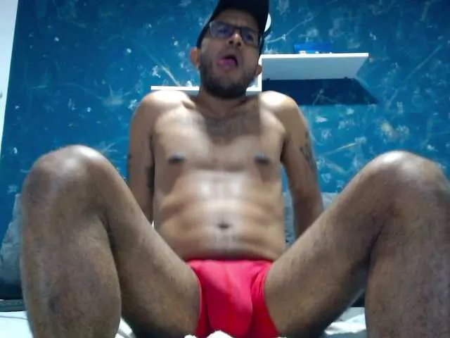 Live sex webcam photo for FelixFarukS #276319541