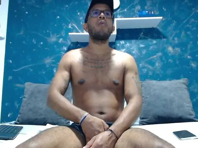 Live sex webcam photo for FelixFarukS #276334124