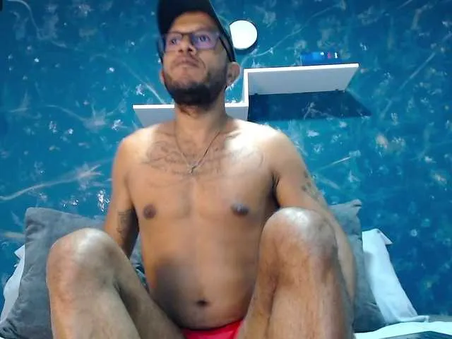 Live sex webcam photo for FelixFarukS #276403175