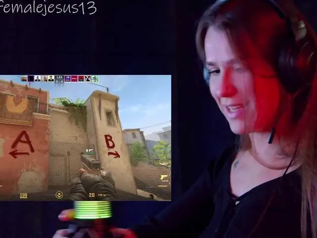 Live sex webcam photo for FemaleJesus1 #277217814