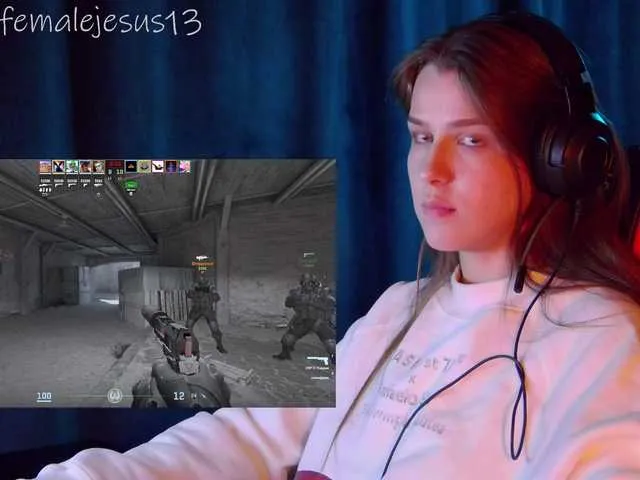 Live sex webcam photo for FemaleJesus1 #277411874