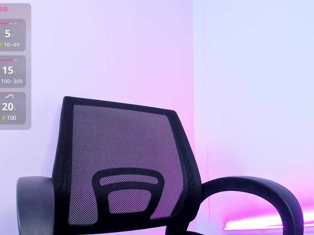 Live sex webcam photo for Feniixa #290284966