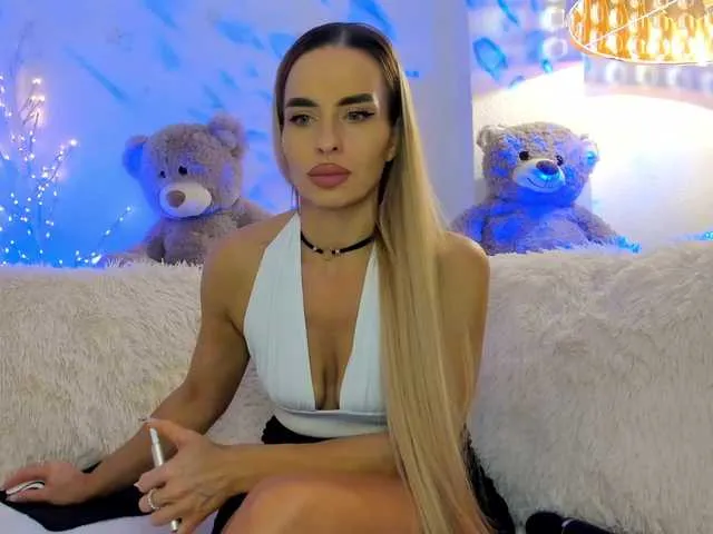 Live sex webcam photo for FeralFoxy #292887243