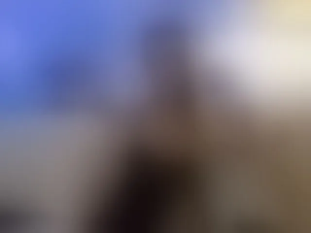Live sex webcam photo for FeralFoxy #293016398