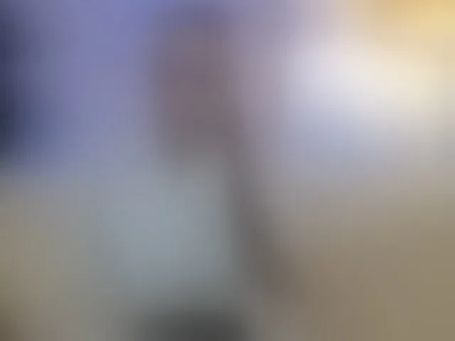 Live sex webcam photo for FeralFoxy #293166882
