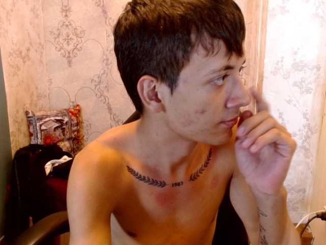 Live sex webcam photo for FerchoDaniel #276399119